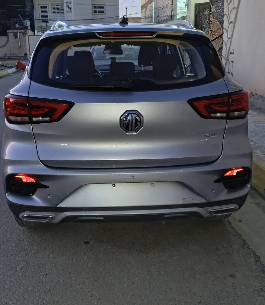 ام جي MG zs. موديل 2023 لون سمنتي مكفولة السيارة من الضرر وكالة عامة باسمي فول مواصفات ماعدة الفتحة مكينه 1500 تيربو اقتصادية السيارة مواصفات بيها  مكاني كربلاء الحر السعر 110 ورقة قفل
1_ بصمة ابواب للراكب والسائق
2_ لد زنون اصلي مع لد نهاري
3_ ويل كب عدد 5
4_حساس تاير  مع قياس هواء الاطارات 
5_لدات خلفية 
6_ قطعتين تبريد مع تبريد لمس بشاشة
7_ كشنات تطريز مخمل اسود احمر
8_ نظام نزول منحدرات 
مكان السيارة كربلاء الحر السعر 110 ورقة قفل  للاتصال *********** كربلاء, العراق
