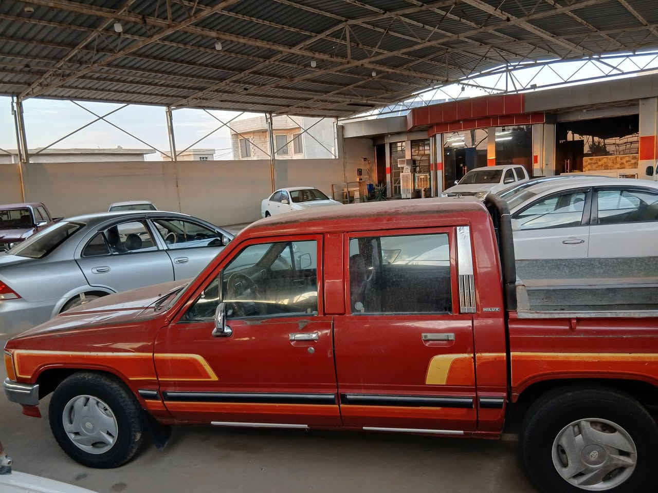 السلام وعليكم
بيكم للبيع دبل قمارة موديل 88 رقم صلاح الدين مميز سيارة مكفوله 
السعر 75 بي مجال المكان الضلوعية 
***********
ملاحظة مكلف بالنشر
