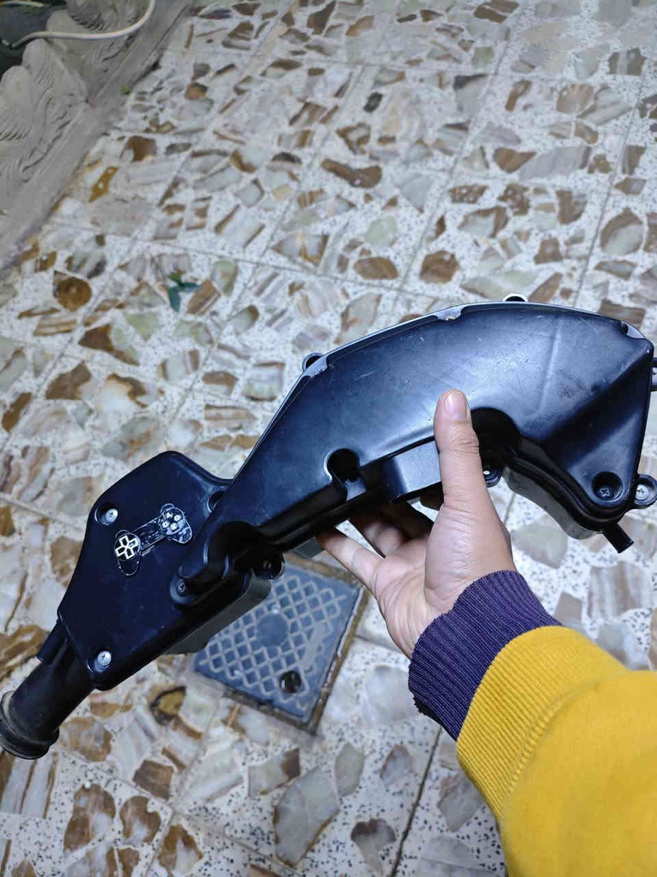 شوته ادرس تجاري 10 الف
دشبول صيني 10 الف 
***********
.
