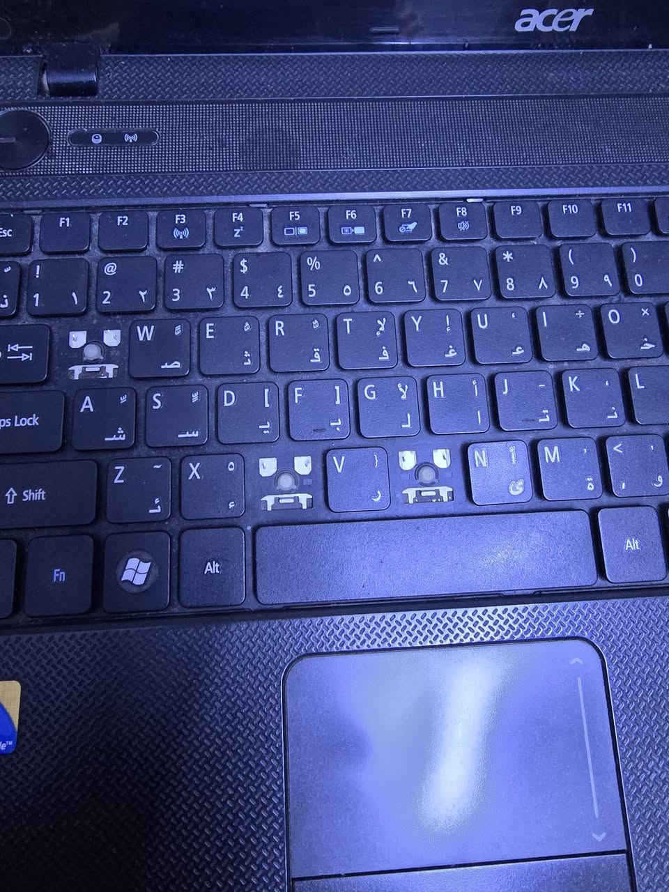 لابتوب ايسر نضيف جدا للبيع السعر ١٠٠الف مكاني الخالص ***********
