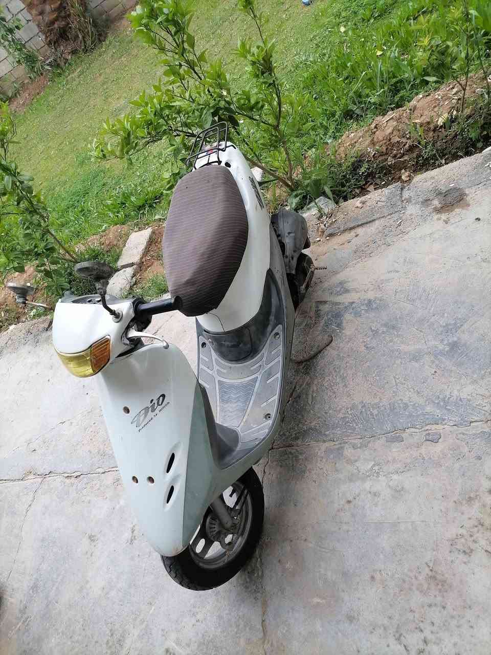 اسلام عليكم دراجه ٦٠ هوندا دايو للبيع الدراجه شغاله كامله  مكاني ديالي بعقوبه تقاطع القدس ***********  اسعر ٣٠٠  الف
