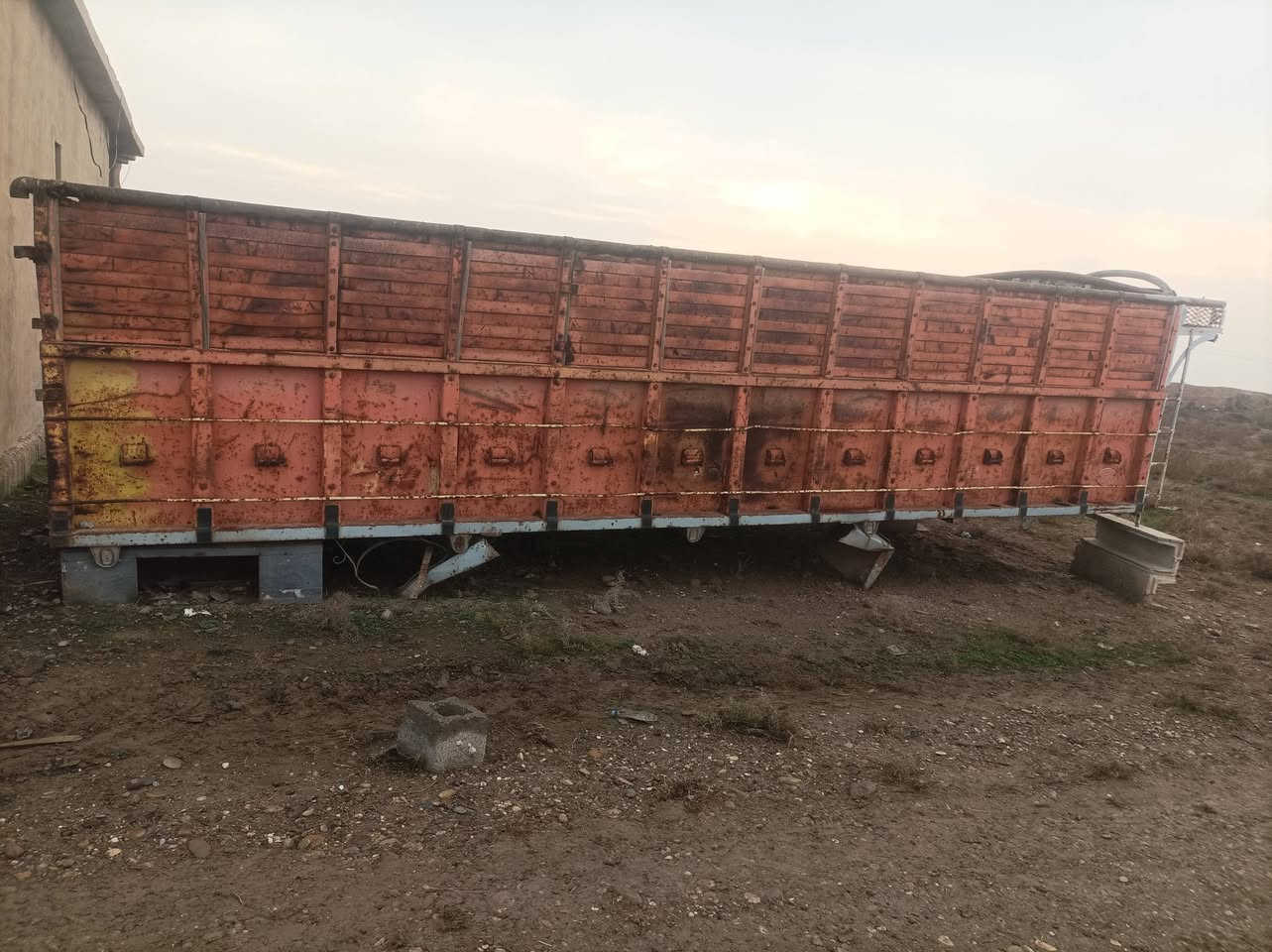 بدي. ويه مجمع وشاصي. وتانكي سكانيه111.رقم سليمانيه. المكان كركوك حويجه. ***********
