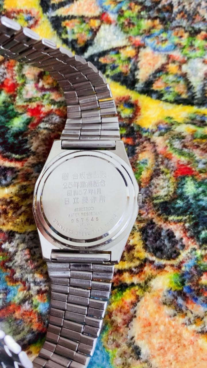 السلام عليكم
ساعه من ماركة سايكو فنتج أصلي 
المواصفات 
ماكنه كوارتز بطاريه دائره كهربائيه كامله 
تاريخ يومي وسبوعي نضافه تامه 
ساعه بلاديه بلكامل قطر 36 من دون لدكمه
السعر 125 الف


**إذا كنت صاحب هذا الإعلان وتريد حذفه لأي سبب، رجاءا أرسل رسالة إلى الدعم الفني**