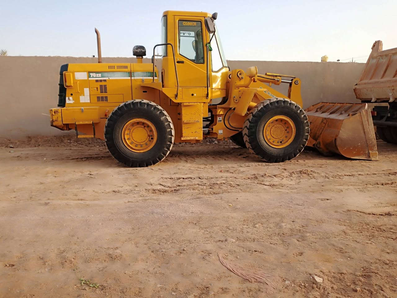 سلام عليكم شفل البيع$$ 70  موديل 2016 رقم واسط (***********)
