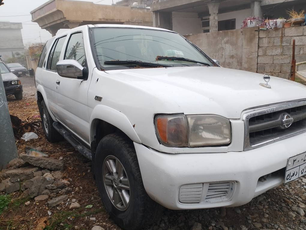 🌹بەناوی خوای گەورەو میهرەبان🌹
😮فرۆشتنی خێرا😮
قوفڵی 44 وەرەقەیە
نیسان پاسفاندەر مۆدیل 2001
ڕەقەم دهۆک تەحویل و خەرامە بەشەرت

سەیارەکە عام بۆیاخە شانێکی کەمێکی پێوەیە
پێش و پشت زەڕبەی نییە هەکەل و ناوی نمونەیە لەجوانیدا
 بنیم بەکاملی توند کردوەتەوە تەقەو ڕەقەی نییە
کامل کارەباییات و ناوگێچەکانی مەزبوتە تەبید و گەرمی مەزبوتە سەیارەیەکی بێمەسرەفە

 مەکینەو گێڕ بەشەرت مەکینەی هەڵمیشی نییە ماشاءاللەی لێبێت
 تەحویل و غەرامەو بڕاوەی بەشەرت
شوێن... هەڵەبجەی تازە
نرخ... تەنها 44 وەرقە
ژ.م***********
*********** السليمانية, العراق
