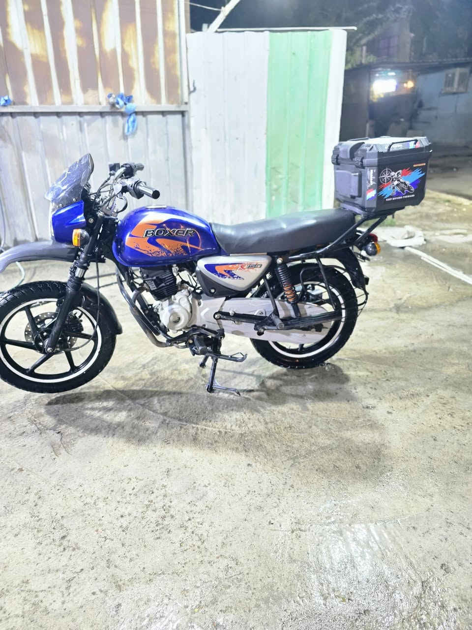 السلام. عليكم (بوكسر.موديل22) أوراق أصولي كامله)
مكفوله تنقيص وتبخير) كهربائيات كامله بشرط)الدراجه ناشفه) السعر مليون و250) الشراي أتصل وتدلل (عنوان بغداد زعفرانيه متواجد أوسيديه)رقم.***********
