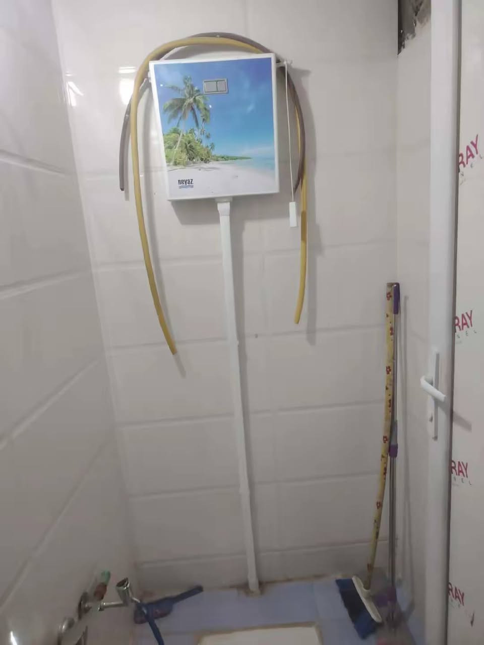 بيت بحي الرحمه 
130 متر ركن على شارعين
خلف مطعم ثابت بلضبط 
سعره 40 وبي مجال


**إذا كنت صاحب هذا الإعلان وتريد حذفه لأي سبب، رجاءا أرسل رسالة إلى الدعم الفني**