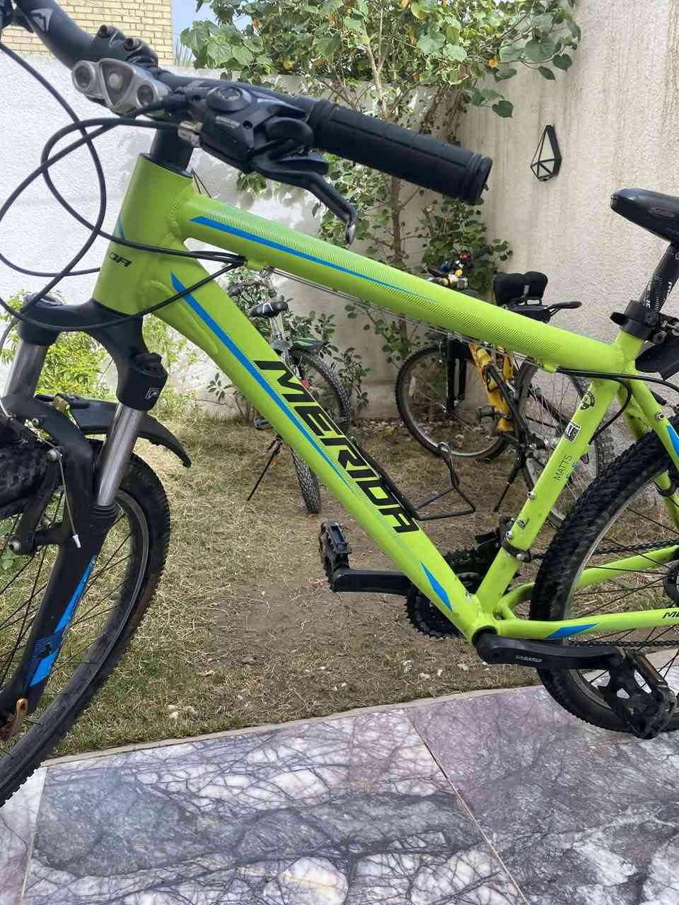 للبيع دراجة ماركة ميردا
حجم ٢٦
الفريم ألمنيوم
دبل أمامي 
العقرب تورني 
اليدات شيمانو 
للحجز و الاستفسار خاص
او الاتصال على الرقم 
***********
متوفر وتساب مكاني بغداد
