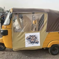 تكتك موديل ٢٠ رقم وسنويه بغداد سعر ٦٦٠٠رقم ٠٧٧١٥٦٦٥٢٥٧ موجود واتساب مك...