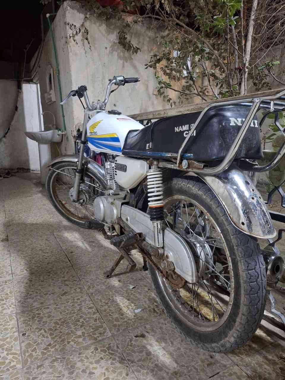 سلام عليكم لبيع سعر 300 ستفسار ***********
