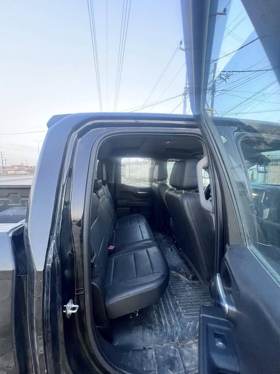 للبيع أو مراوس بسياره اقل
سلفرادو 2023 سياره نظيفه مشيه 35 الف كيلو باسمي مواصفات السياره 
باب البدي كهربائي 4*4 ويل رادار قياده ذاتيه وبعد مواصفات اقتصاديه محرك 2700 تيربو بانزين عادي السياره باسمي ثاني يوم تحويل رقم بابل والسياره في بابل 
***********
