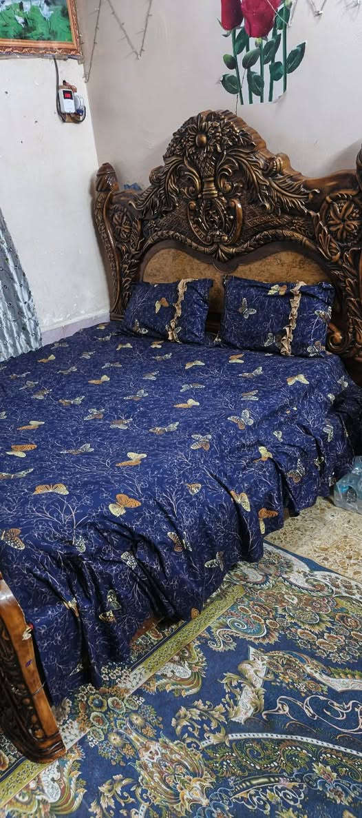 سلام عليكم
غرفه للبيع 
نضيفه كلش 
صاج ماليزي 
السعر 550 وبي مجال للشراي 
العنوان ناصريه مقابيل المنصوريه 
***********
