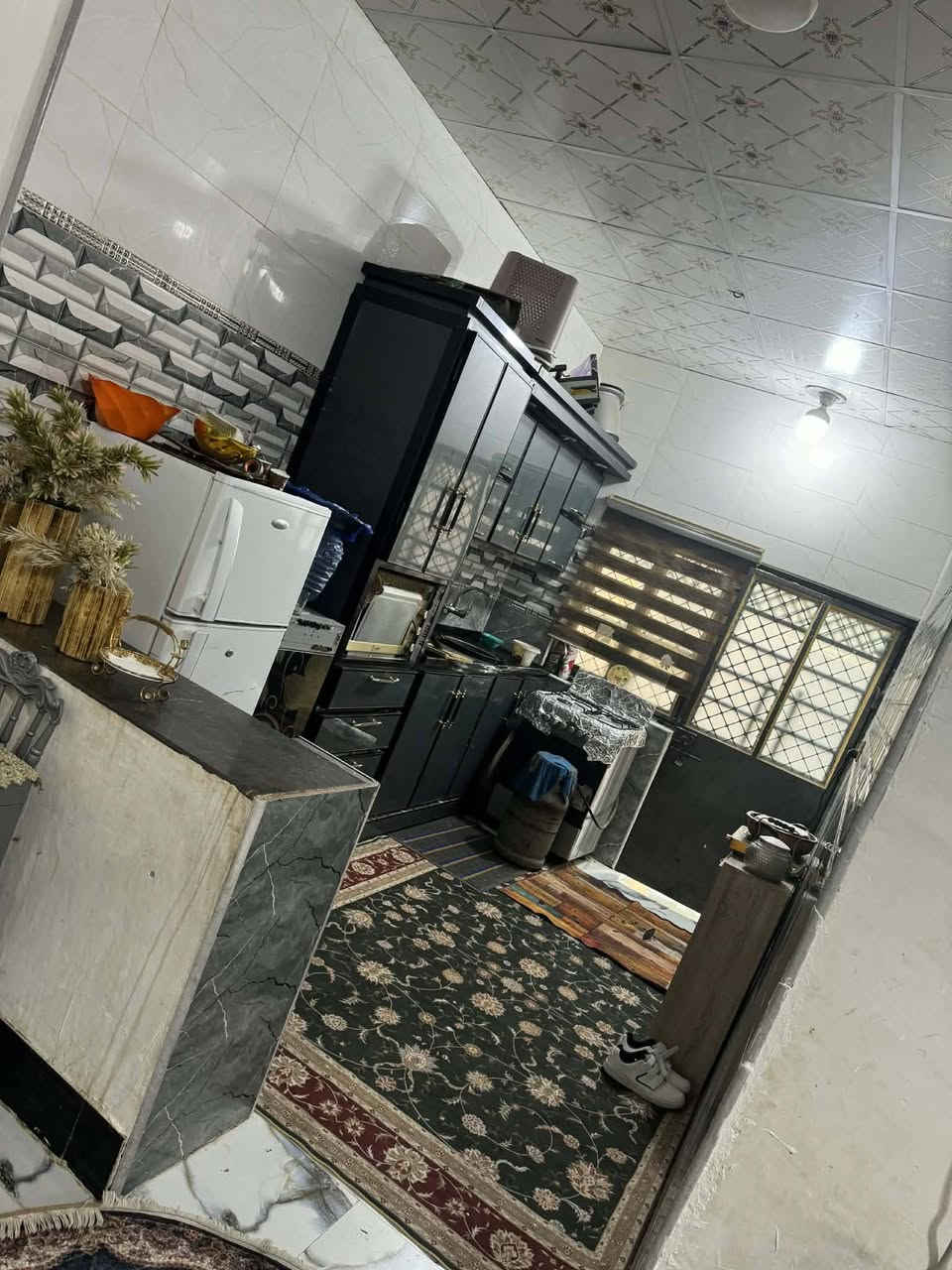 سلام عليكم بيت لبيع بـالفداء  بنهاية شارع ابو لبنان  مساحة ١٢٠ بنيانه بلوك  في محل صالون يكون طابوك مرفوعه معاملته لتقيم  سعره ٦٠ وبي مجال قليل للاستفسار أكثر الاتصال ع رقم او مراسلة *********** مكانه ناصريه مركز
