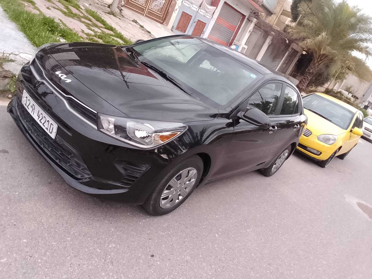 كيا ريو موديل 2023 ماشيه 24000 السياره ضرره من وره مبدل قبق صندوق ول أصلي موجود وبيه الجاملغات عل بارد ما بيه أي ضرار بل عراق شرط التحويل السعر 125 ورقه وبيه مجال  الرقم  ***********
