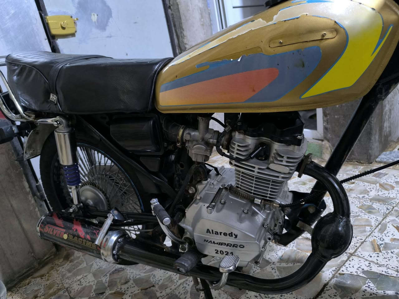 السلام عليكم دراجه اربعه قير كلك للبيع موديل 2021 مكينه ما مفتوحه لا تنقيص ولا تبخير دراجه جاهزه من كل شيء كهربائيات كلها شغاله تايرات جدد شوابه جدد باتري جديد مكان نجف رقم الهاتف *********** غير متواجد على الفيس
