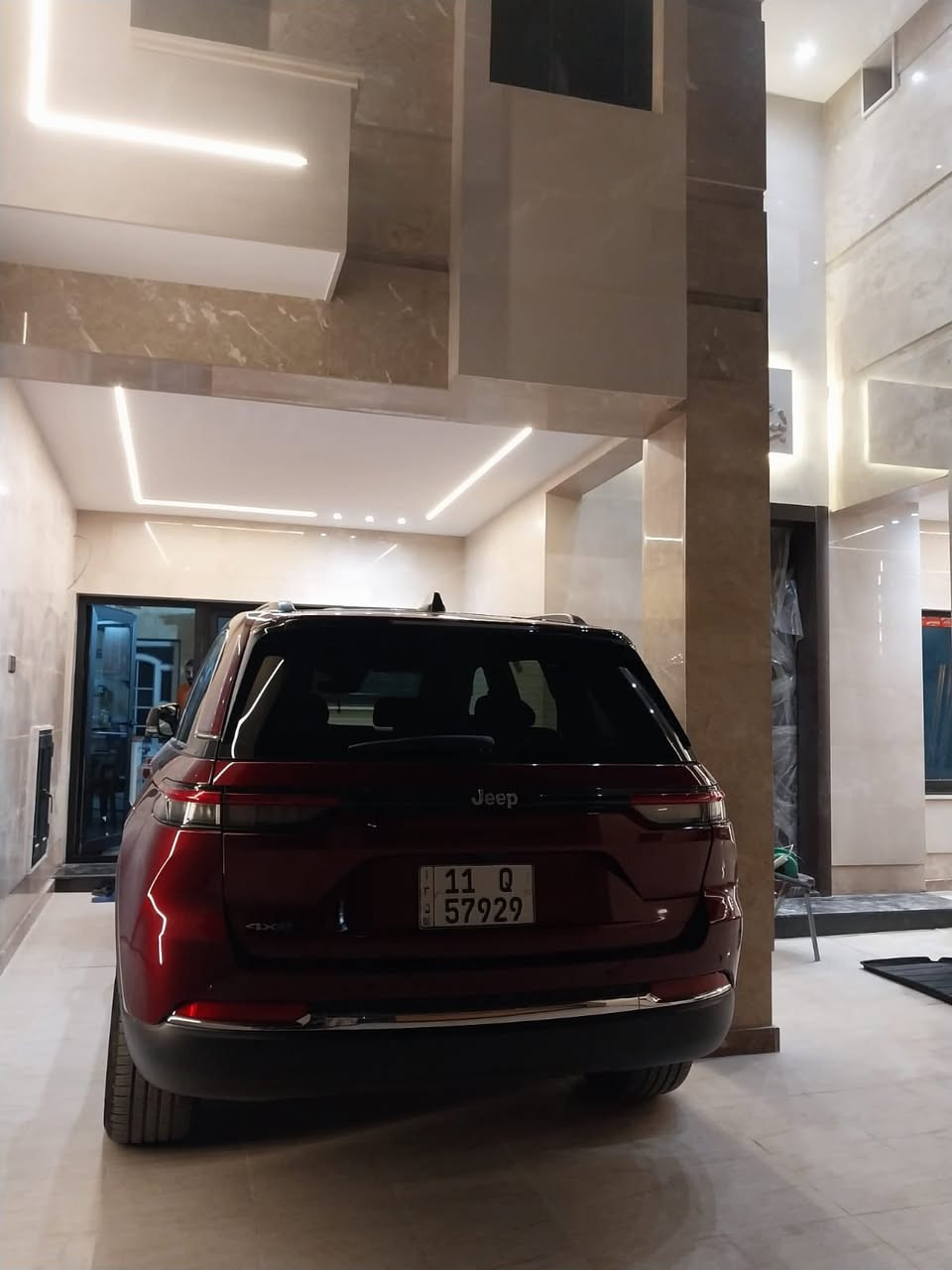 بيع او مراوس باقل احلى و افخم سيارة هايبرد حادث جدا بسيط  مبدل بابين نفس اللون موضح بالصور السيارة بدون صبغ  بدون ايرباك بدون اي دواخل كفالة شرط السونار 😍🔥

Jeep Grand Cherokee 2024

جيب گراند شيروكي 2024

مواصفات فول بس بدون جكات

(مقاعد جلد+تدفئة+خزن-سقف بانوراما-٤ شاشة-٥ وضعيات قيادة-هجين شاحن-تدفئة المقود-رادار  عدد ٥ تدفئة كشنات شاحن واير ليس بردات خلفية هيتر بالسترين
مكينة ٤سلندر+توربو مع هجين شاحن و هايبرد حجم ٢.٠لتر 
ماشية 15 الف  و بحالة جداً ممتازة اخت الزيرو 
رقم بغداد بسمي 
مكفولة من كير و محرك و كهربائيات
و ب سعر(329 )ورقة و بيها مجال
مكان السيارة بغداد المنصور
***********
