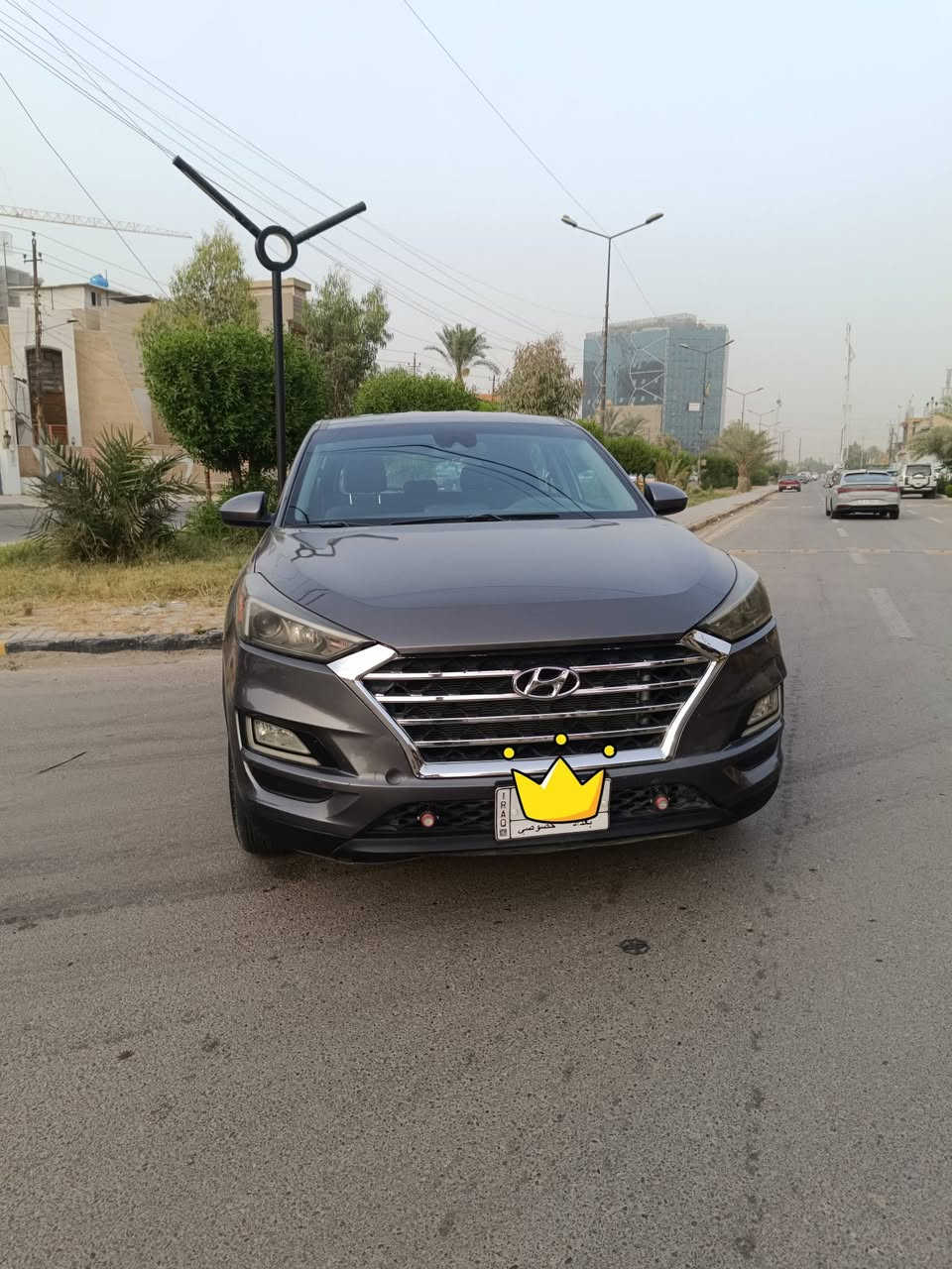 سلام عليكم 
توسان للبيع موديل ٢٠٢١ 
صور الحادث مرفقه ب المنشور
قطعتين صبغ بنيد وجاملغ 

و برد شي بسيط جدا من 

 السياره اني دخلته ع ايدي  

 … مواصفاته 
١. رادار تحديد مسار 
٢. مساعد نزول منحدرات 
٣. اوتو هولد 
٤. سايد بريك بصمه 
٥. تحكمات ستيرن 
٤. فور ويل 
٦. شاشه بلادي تدعم ابل كار بلي و اندرويد اوتو 
٧. درايف مود 
السياره محركه ٢٠٠٠ gdi  
ماشيه 36 الف ميل 
 ماكان السياره بغداد  السعر 150و بيه مجال  ‭***********
