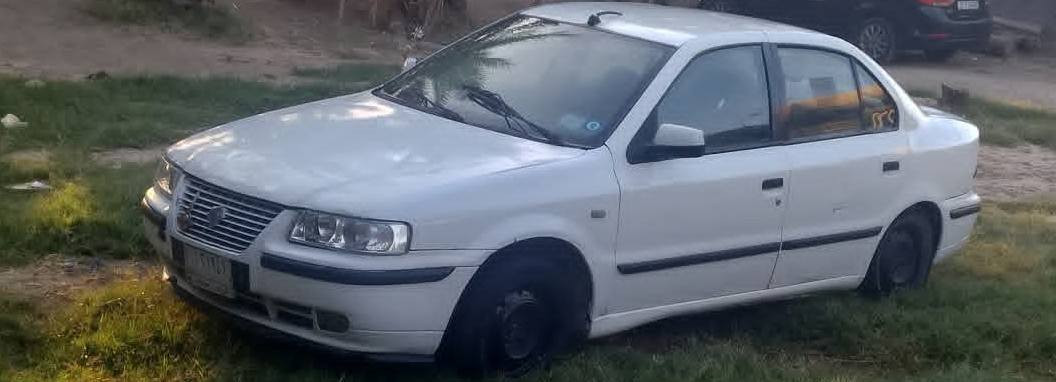 السلام عليكم سمند 2011 لحد يسألني شبيها مابيها كلشي مذكور 
رقم كربلاء 
سنويه ساقطه ب24 
غرامات 150 
حداديه اماميه جديده خلفيه 75
محرك تنقيص قليل وكل السمند ينقص 
كير مكفول 
تخم تاير جديد 
ضربه قويه مابيها بيها معجون قليل  ضربه قويه مابيها وصبغ دوس وهلالات يعني ماابيعك مكفول بيها صبغ 
غرفتها حلوه ونضيفه مفروشة جلد 
تبريد تدفئه شغال 
 مكاني كربلاء -طويريج 
راعيها اواجهك بي تسوي عقد مروري بوجهك 
السعر 32 وبيها مجال والشراي بي خير وادللي
*********** بي واتساب
