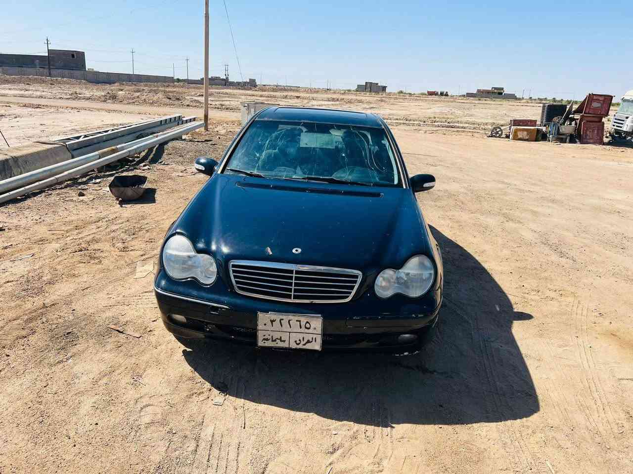 السلام عليكم للبيع مرسيدس موديل 2002 رقم سليمانيه منتهي بال 21 حجم 203 تخم تاير تبريد شغال مكينه في 6 مكان السياره البصره الدير النشوه السعر 75 وبيها مجال اتصل***********
