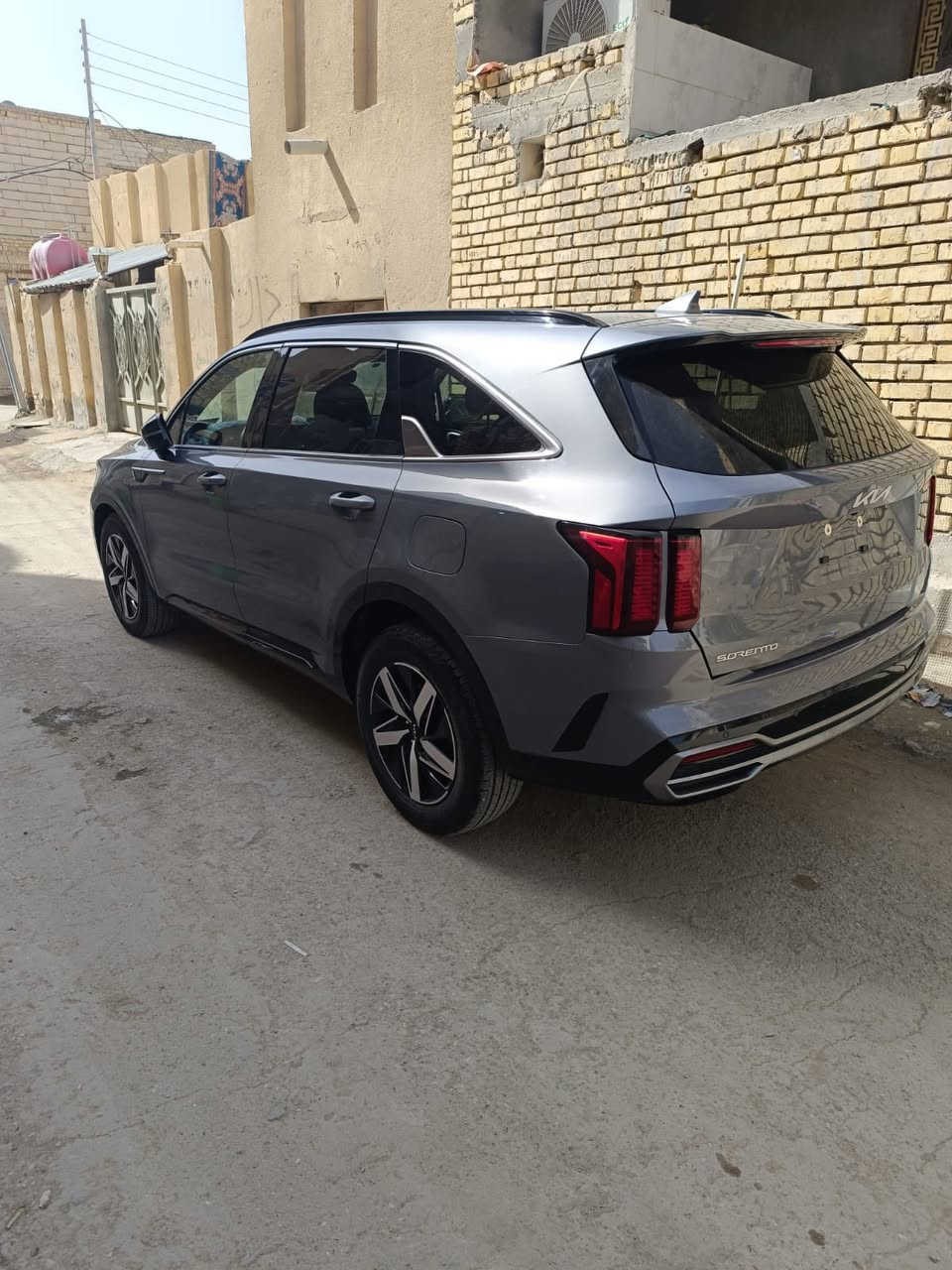 السلام عليكم
سورنتو ٢٠٢٣ امريكي بدون رقم
بدون حادث داخله تقرير 
بصمه بانوراما كشنات جلد تدفئه بلكشن شحن واير لس كشنات كهرباء شاشه كبيره وهواي مواصفات 
السياره احلا من الصور 
٤سلندر مكانها ناصريه مركز
***********
