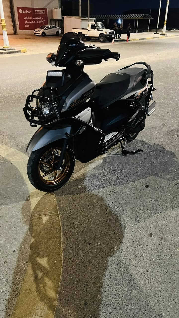 للبيع ZR 2026مرقم الوحيده بسماوه طالعه من معرض اقل الشهر زيرو الدراجه***********
