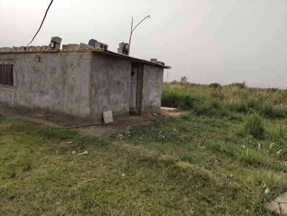 كاع دونمين عقد 35 مصفره من دوله  مع حقل كامل كهرباء بركن حقل مي نهر كدامهه وراهه بير منضومة مي أرو مولد غرفه  ومطبخ الحقل كامل من كلشي سعر 50 واسط كوت قرب سيد عبد العظيم يبعد عن شارع الحي اقل الكيلو كلشي بصور موجود شراي فقط  تصال على رقم *********** لاتكسر بلحاجه الله فوك
