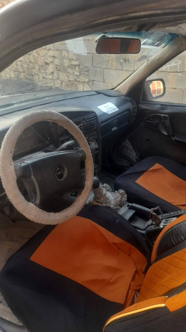 سلام عليكم اخوان اوبل موديل 93 مال جنيه وجاهزه رقم نكليزي محرك 2000كير عادي سياره مناقصه شي سعر 28 تحويل مباشر تخم تاير كير ومحرك خير من الله بيه مجال قليل حك الجيه *********** رقم صاحبه
