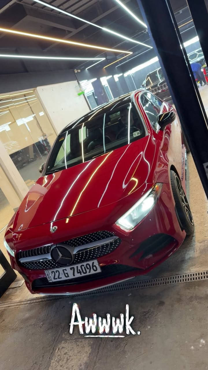 -   بدون ايرباك
-مديل 2020 
-كت (Amg)
-بانوراما 
-شاشه دجتل. 
-رادار. امامي+ جانبي. 
-اناره داخليه ٦٤ لون 
-سستم صوت 
شحن وايرلس 
ويل كاب AMG 
سياره جديد جدا بدون ايرباك.. حادث (جاملغ مبدل نفس الون +نصف الباب صبغ )
 مكان السياره :بغداد / العرصات

‭٠٧٨١ ٨١٠ ٧٧٧٧‬

سعر :240 ورقه $
