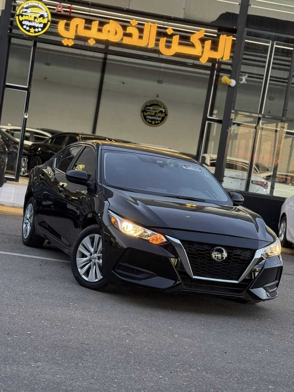 🚗 للبيع: نيسان سنتره 2023 S 
📍 مكان السيارة :  موصل مدينه المعارض الجديده 
معرض الركن الذهبي 
موقع المعرض 🔽
https://maps.google.com/?q=36.342819,43.198521
📞 للتواصل: واتس اب    ***********
                                              *********** 
🛠️ المحرك: 4 سلندر 2000 
السعر بلاااااااش💥🔥😳 125$ 
⚙️ المواصفات:
• بصمه تشغيل بصمه ابواب 
• شاشة كبيرة وكاميرا
• CarPlay و android
• تحكمات ستيرن
• أوتو ستوب
• قيادة ذاتية
• تحديد سرعة وتحديد مسار
• رادارات أمامية وجانبية وخلفية
• مثبت سرعة
• مانع انزلاق
• 3 انضمة قيادة

⚠️ أضرار السيارة:
• ربع بوند صبغ 
قطعتين كلير 
• ايربك ستيرن 

📌 تفاصيل إضافية:
• السيارة دخول جديد بدون رقم
• تترقم رقم شمالي (دهوك - أربيل - السليمانية)
• لون السيارة اسود 🖤
• الكير والمحرك بحالة ممتازة – شرط الفحص
• صدر وخلف "بلادي"
• الرادار وحجر البيئة والكزوز  كلها أصلية
• السيارة بحالة ممتازة وبدون مصاريف
