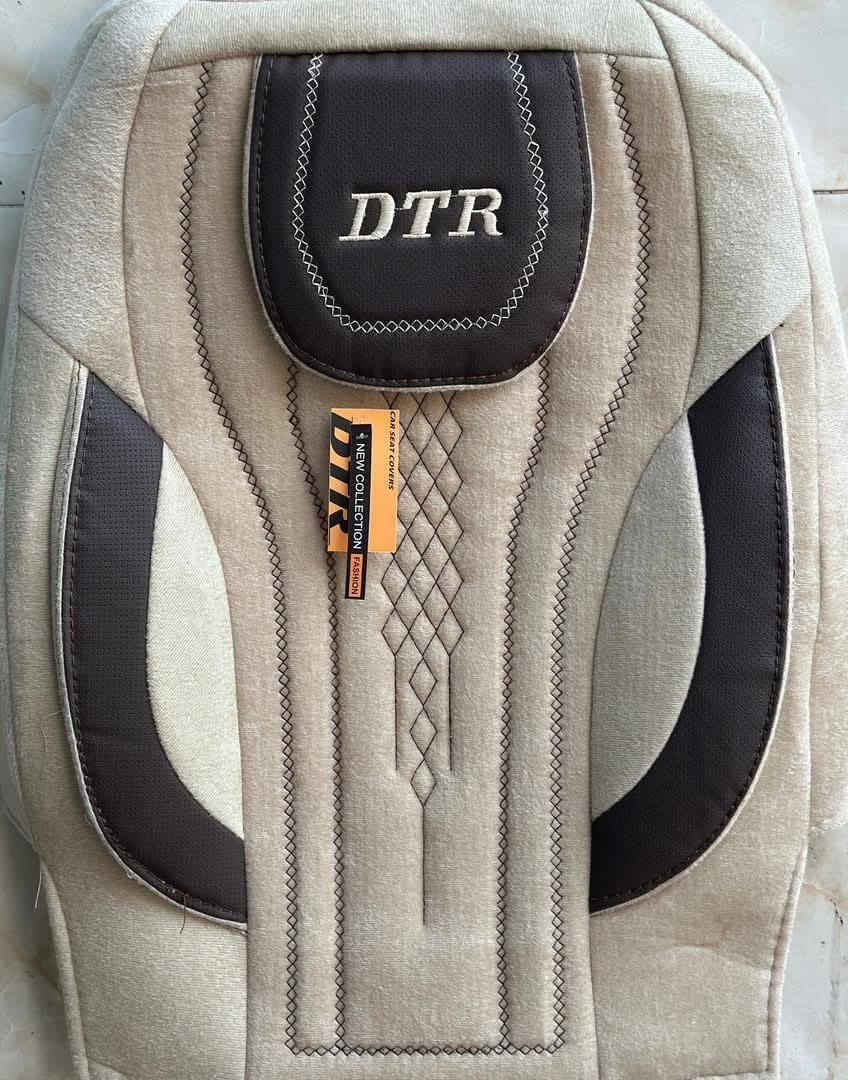 . 🚗✨ **غَيّر شكل سيارتك وخليها أفخم!**
تغليف كشنات **DTR ** الفخم 
تصميم رياضي 
خامة مريحة وجودة عالية 
يحافظ على المقاعد ويعطي شكل فخم من أول نظرة 

إذا تحب الترتيب والفخامة وتريد سيارتك تبرز،
هذا الغطاء معمول إلك
كماليات دلع سيارتك 
ذي قار شطره حي المعلمين فرع صوره الحكيم مقابيل صيدليه هدي النموذجيه ***********
