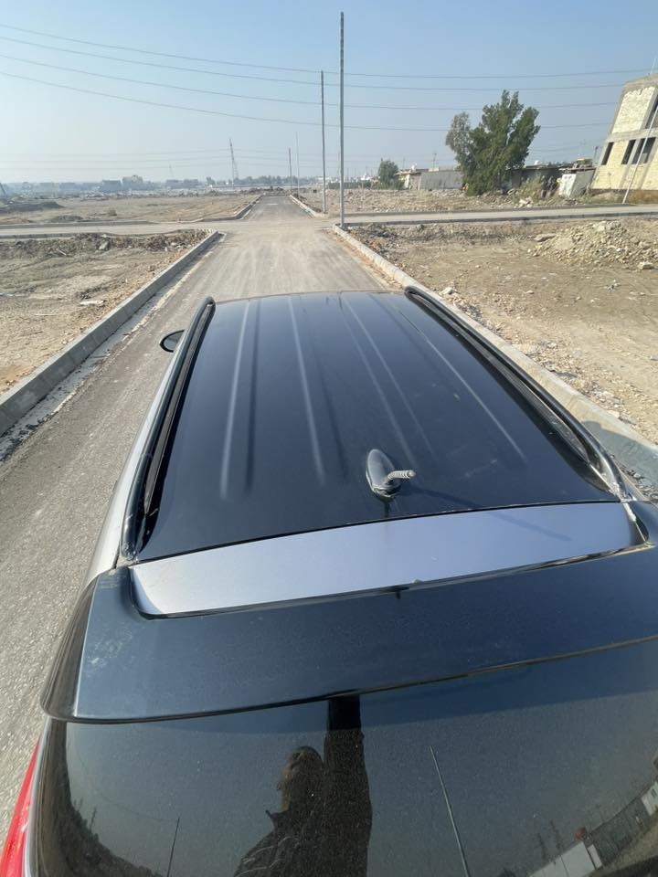 السلام عليكم 
سبورتج مديل ١٢ امريكي رقم بغداد أنكليزي بسمي مكينه ٢٠٠٠ دوش الممشى ١٣٠مايل حادث جاملغ ايمن امامي وبنيد مكان بابل محاويل الامام سعر ١٢٠ للاستفسار الاتصال عـ ***********
