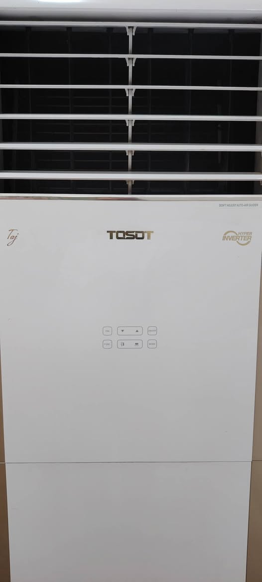 سبلت كنتوري ٣ طن ماركة توسوت التاج انفيرتر استخدام ٣ شهور فقط جديد تماما السعر مليون و٣٠٠ العنوان بغداد حي الجهاد ***********
