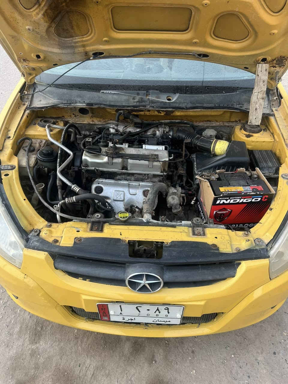 سلام عليكم السياره للبيع السعر ١٥ ورقه وبيها مجال محركها حلو بس بي خربطه ب التيبي أس لو ب الجويتر يرادله تنضيف شغاله ومابيها شي حدادتها تعبانه وباتري جديد توى أخذته تأثيراتها وره وكدام نضاف كشرتها حلوى وبيها نقص جامات الكدام السدر والسايق رقم التلفون ***********
