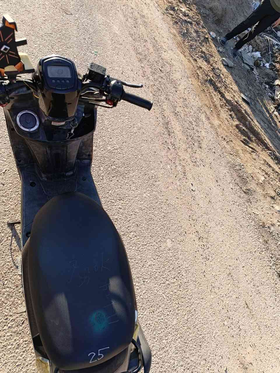 السلام عليكم دراجة بوليس للبيع الدراجة كارتون قبل شهر نزلت رمبة ألون بيتنجاني
السعر خاص الاستفسار ***********
