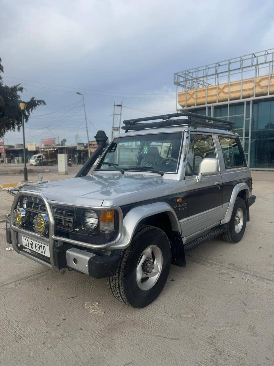 سلام عليكم للبيع كالوبر موديل 1993 كير محرك صدر تايرات كهربائيات باتري كلهن شرط سياره حلوه وجاهزه ومال جناي رقم بغداد دولي سنويه جديده رقم جديد شرط التحويل والغرامات سياره جاهزه وماناقصها كلشي بيها صبغ 3قطع سياره بلاديه كلها محرك V6 بلادي سياره فول نضافه داخل وخارج مكان السياره صلاح الدين تكريت السعر 59 وبيها مجال للأستفسار ***********
