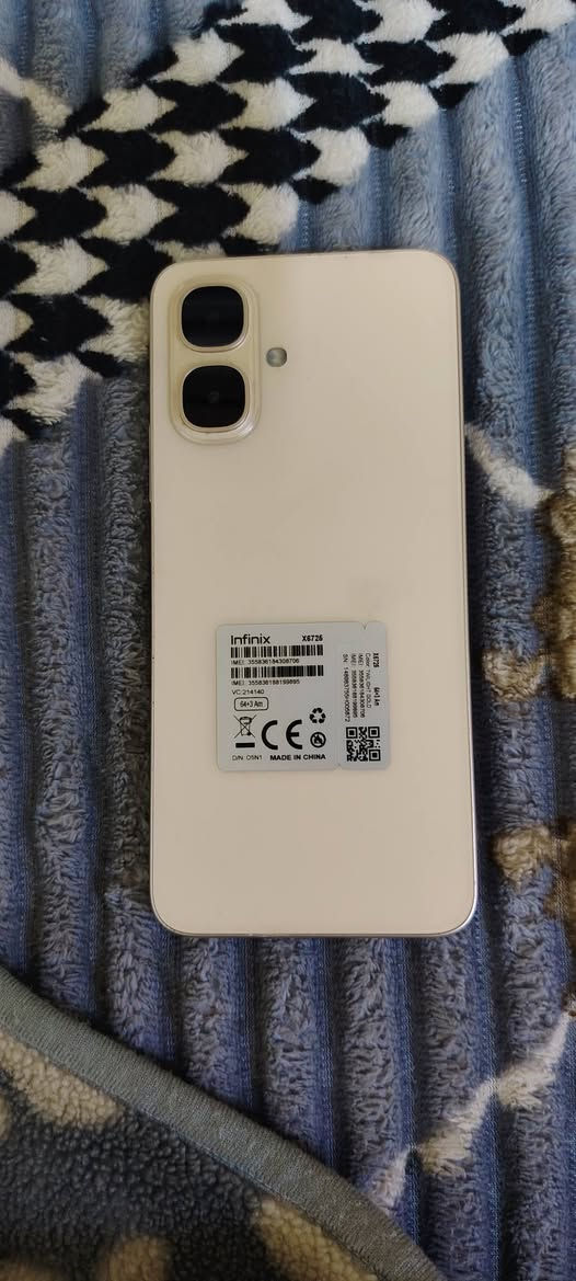 سلام عليكم جهاز للبيع اسمه انفنكس ذاكره 64 بطاريه 5000 مكفول لا مصلح ولا بي شي صاله شهر من جبته  كرتونه وشاحنه وسمعات اصليات ملاته موجودات السعر 125 وبي مجال مكاني نجف حي الميلاد رقمي ***********
