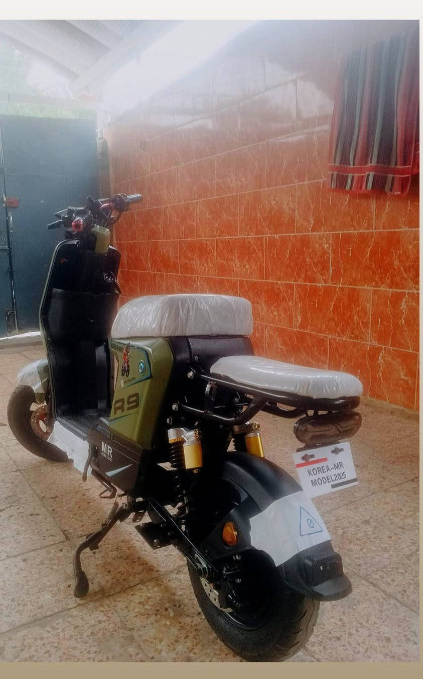 سلام عليكم دراجه شحن R9 للبيع 
الدراجه كامله وجديده وبطاريات 2026 جدد المكان البصره السعر 400وبيهه مجال الرقم ***********
