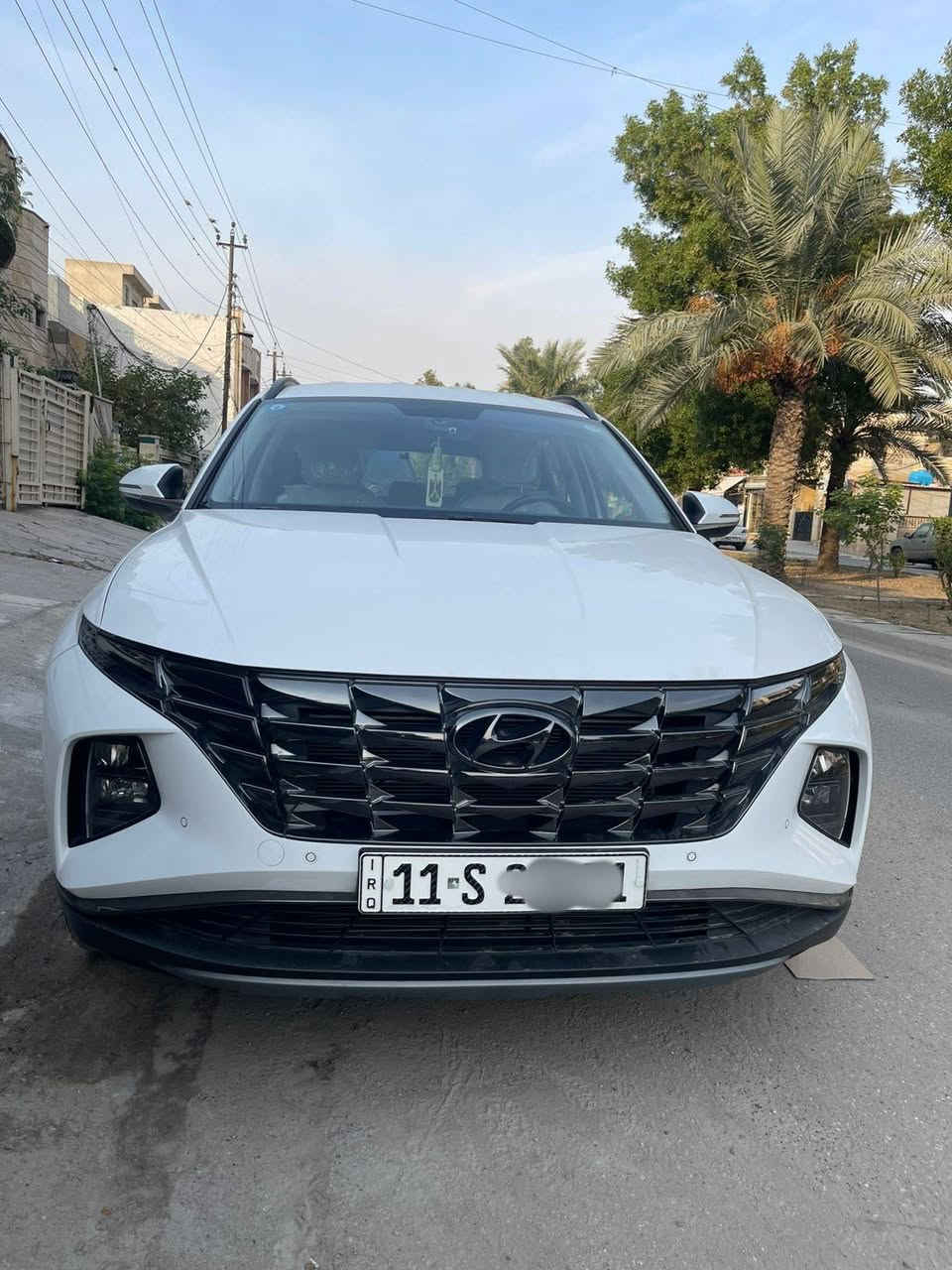 توسان 2024 خليجي نظيفه
ماشية 21الف 

المواصفات معروفه نص فول 

شاشه 

تحكمات ستيرن

مثبت سرعه

كراسي كهرباء 

كراسي جلد 

حساسات امامي وخلفي 

اضويه ليد امامي وخلفي 

بصمه وتشغيل عن بعد 

حساسات اطارات 

معروفه المواصفات 

السياره بيها شويه بارد باب السايق وطخه صغيره بجنطه جوه سونار موجود 

السعر 230 وبيها مجال المكان السيديه 

رقم الهاتف:***********
