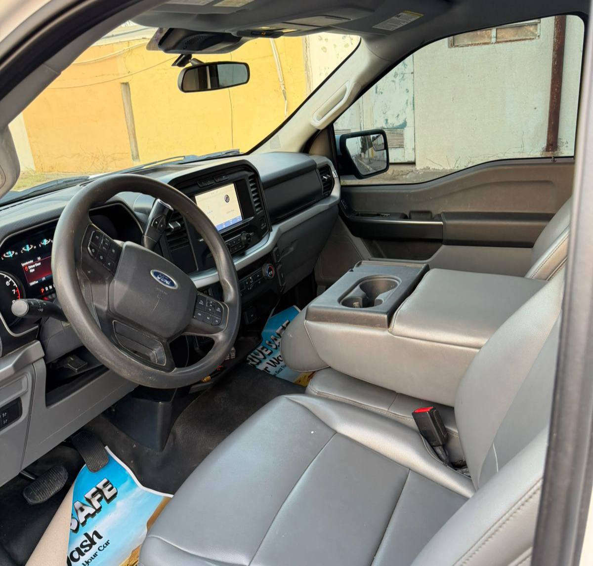 ح
فۆرد F150 مۆدیل 2021 مواسەفات XLT 
126 هەزار کم ڕۆشتووە 
ڕەنگی سپی 
شاشە گەورە 
3 مۆدی لێخوڕین 
مەکینەی 3.3 بێ تۆربۆ 
دەرگای سەکن خوار دەرگا کەمێک بۆیاخ
چەمەلەخی سەکن کەمێک تەعدیلی هەیە 
بێ شانسی بێ ناوگرتن 
تحویل و غەرامە بەشەرت 

سعر: لە کۆمێنت داوای بکە ڕاستەوخۆ بۆت دێت 🤖 

گێر و مەکینەی بەشەرت 
هیچ کێشەیەکی تێدا نییە 

ژمارەی خاوەنەکەی 
***********
