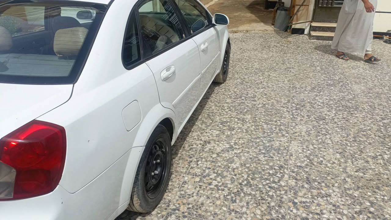 السلام عليكم للبيع موديل ١٢بيهة مكانات صبغ قليلة بدون دواخل السيارة جاهزة كير مكينة تبريد صدر امامي خلفي خير من الله السعر ٧٥ وبيهة مجال قليل مكان السيارة بغداد الشرطة الخامسة منطقة الدوانم ***********
