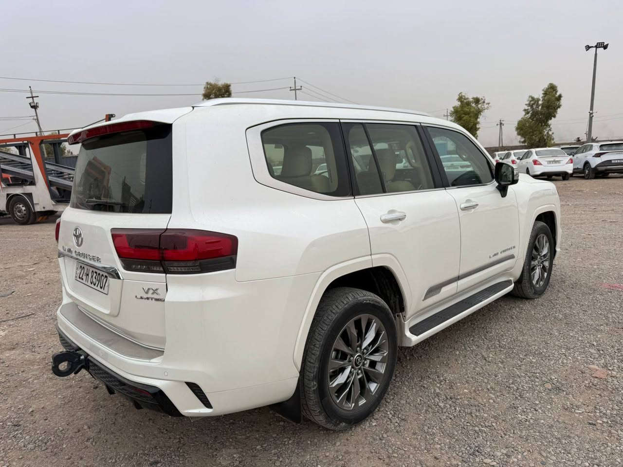 لاندكروز VX LIMITED 2023اصلي وكالة SAS
سيارة مكفولة كفالة عامة من كلشي 
ماشي  8000KM حقيقي كلشي بشرط فحص 
السيارة مواصفات معروفة شاشات اصلية ايبات 
كشن تفئه وتبريد وخزن ميموري 
وشاشه دجتالت 

🛑 السعر سوي تعليق يصل مباشرة 🤖 

تحويل ثاني يوم 
مكان سياره اربيل 

رقم صاحب السيارة 
***********
