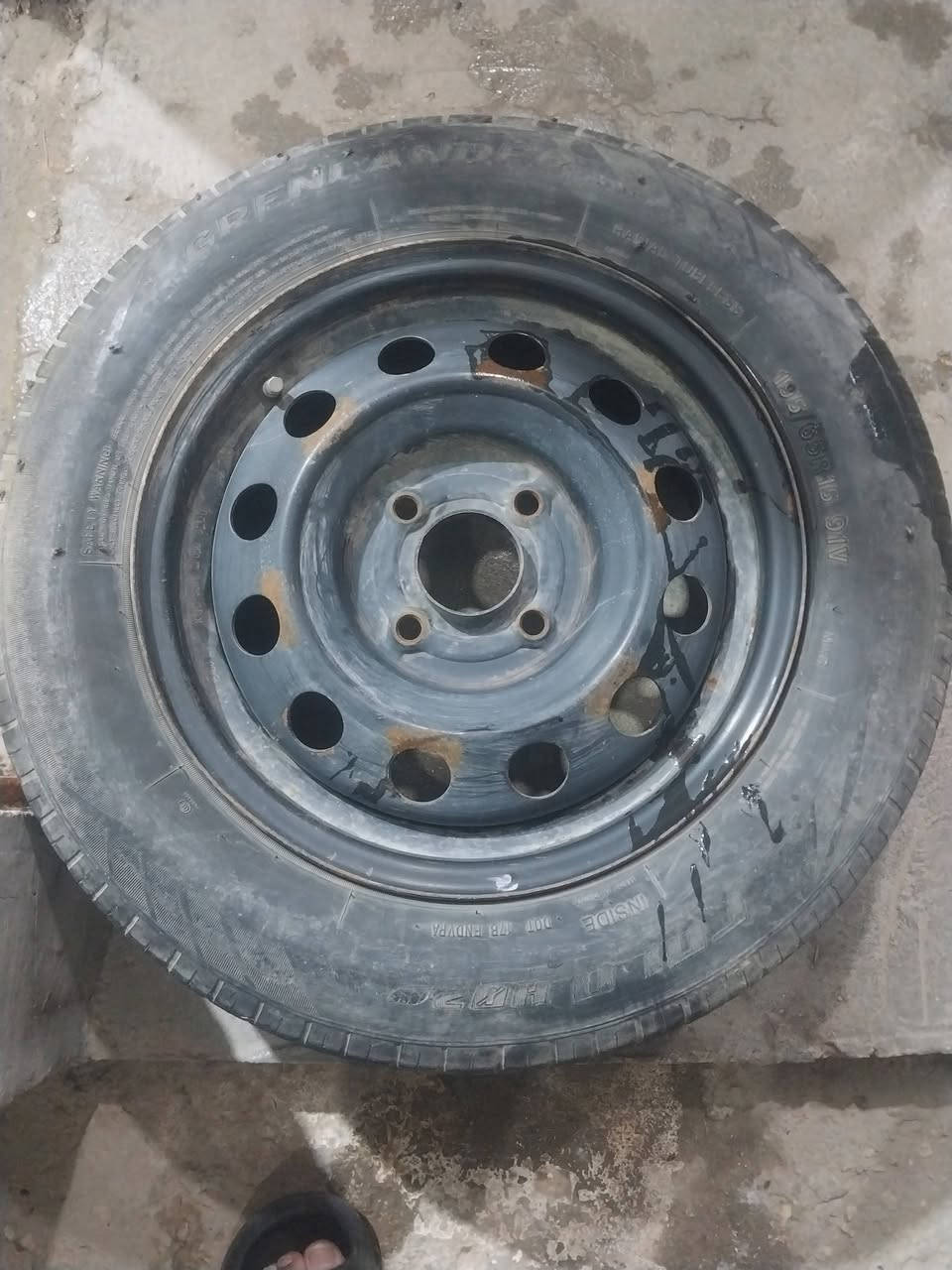 سبير للبيع حلو ونضيف مكاني كربلا وياه فلينه مال جك ***********
