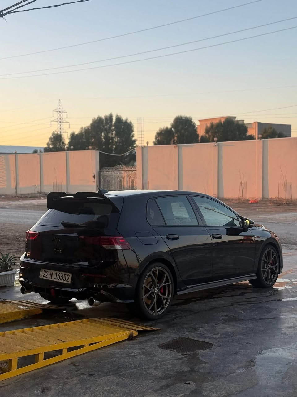 السلام عليكم للبيع 
كولف GTI كير عادي 🚀
موديل24
مكينة 2000 تيربو  
بصمة 
عليها برمجة
طلقات بوب كورن 
وارد امريكي حادث بنيد جاملق السايق وشويه من باب سايق صبغ ايرباك دركه ودشبول 
السعر 185$
للاستفسار*********** اتصال او واتس اب ديوانية, القادسية

