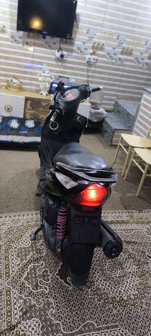 شرط اذا مو هجم مرجوعه
سلام عليكم 
دراجه ماكس ثعلب 
 بلاديه +شلعه معدل 
تاكل كاعد اكل 
كابريتر + محرك  ما مفتوح برغي بيه 
كفاله عامه للبيع  سعر خاص عنوان بغداد ساحت عدن رقم ***********  انتصل تدلل
