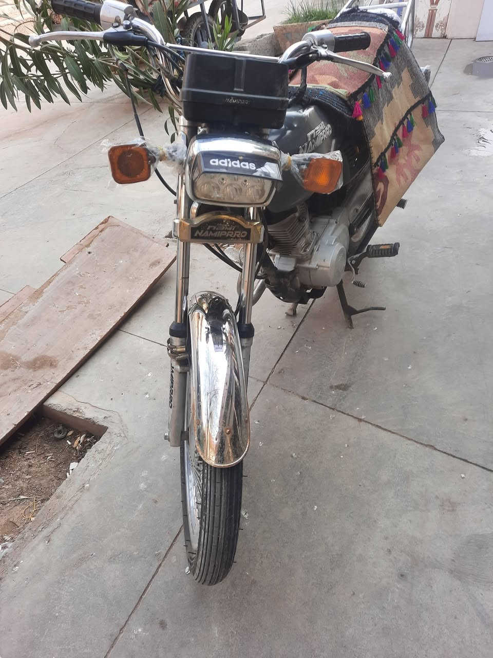 سلام عليكم دراجه نامي برو موديل ١٩ للبيع مع الأوراق العنوان خانقين الشراي يتصل والمو شراي لايتصل ***********
