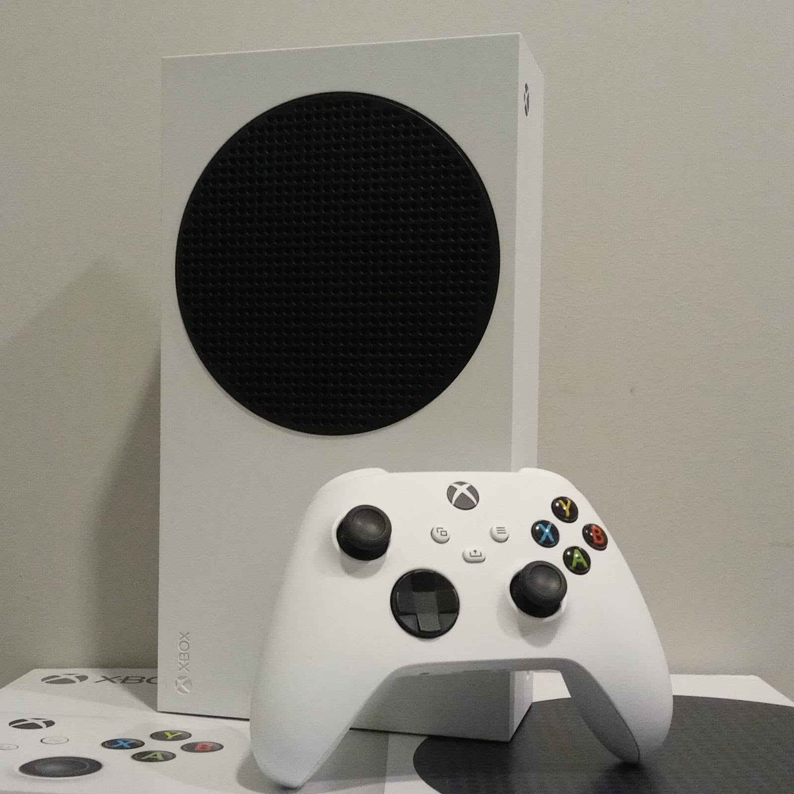 جاهز xbox series s نضيف جداً صار تقريباً شهر أو شهر ونص من اخذته مديل 25 يحتوي على كونترول الاصلي مع بطاريه شحن و يحتوي على حساب مع العاب مملوكه و هارد 1TB
السعر 425
جاهز xbox series s نضيف جداً صار تقريباً شهر أو شهر ونص من اخذته مديل 25 يحتوي على كونترول الاصلي مع بطاريه شحن و يحتوي على حساب مع العاب مملوكه و هارد 1TB


**إذا كنت صاحب هذا الإعلان وتريد حذفه لأي سبب، رجاءا أرسل رسالة إلى الدعم الفني**