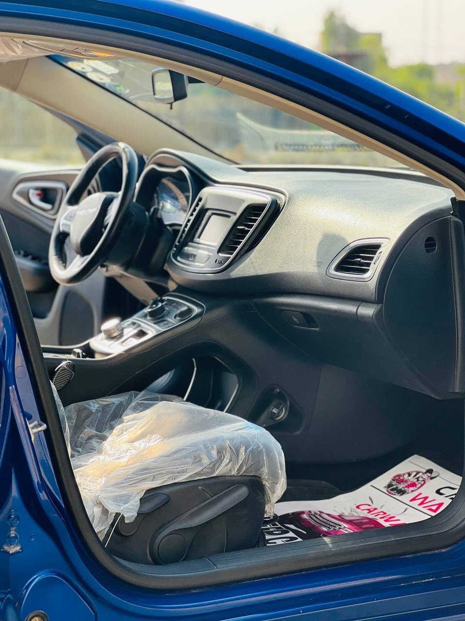 السلام عليكم
‏CHRYSLER c200

كرايسلر c200 موديل 2015
رقم انكليزي اربيل 
مداور او وكاله موجود 
محرك 2400 (المرغوب) محرك وكير وتبريد مكفولات

كير ماوس9نمر

تبريد ثلج ❄️

سياره خير من الله مرتبه واحلى من الصور

عليها برمجه مراوح

رقم اربيل سنويه منتهيه

🔴المواصفات ومواصفاتها معروفه ال c200

بصمه وبصمه باب السائق

كرسي كهربائي

كامرة دوارة
شاشة وتحكم

سايد ابريك بصمه كهربائي
فسفورات دعاميه لدات عدد 4

ويل 17 انج تايرات جدد ستوني مبدلهن

لد امامي

لد خلفي

وبعد بيها مواصفات خير من الله

بجم كبس بدون ايرباكات

السياره وارد امريكي حادثها (جاملغ الايمن وكلش بسيط من الباب الايمن )
سيارة نقصها حداديه فقط 60‎%‎ 
البنيد بي جراد بسيط

وموجده صور الحادث في المنشور

مكان السيارة النجف الاشرف
للتواصل 
واتس اب موجود

‭0772 8968102

***********
الشراي يتصل وبالخدمة
