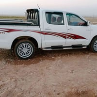 تيوتا للبيع07508436786