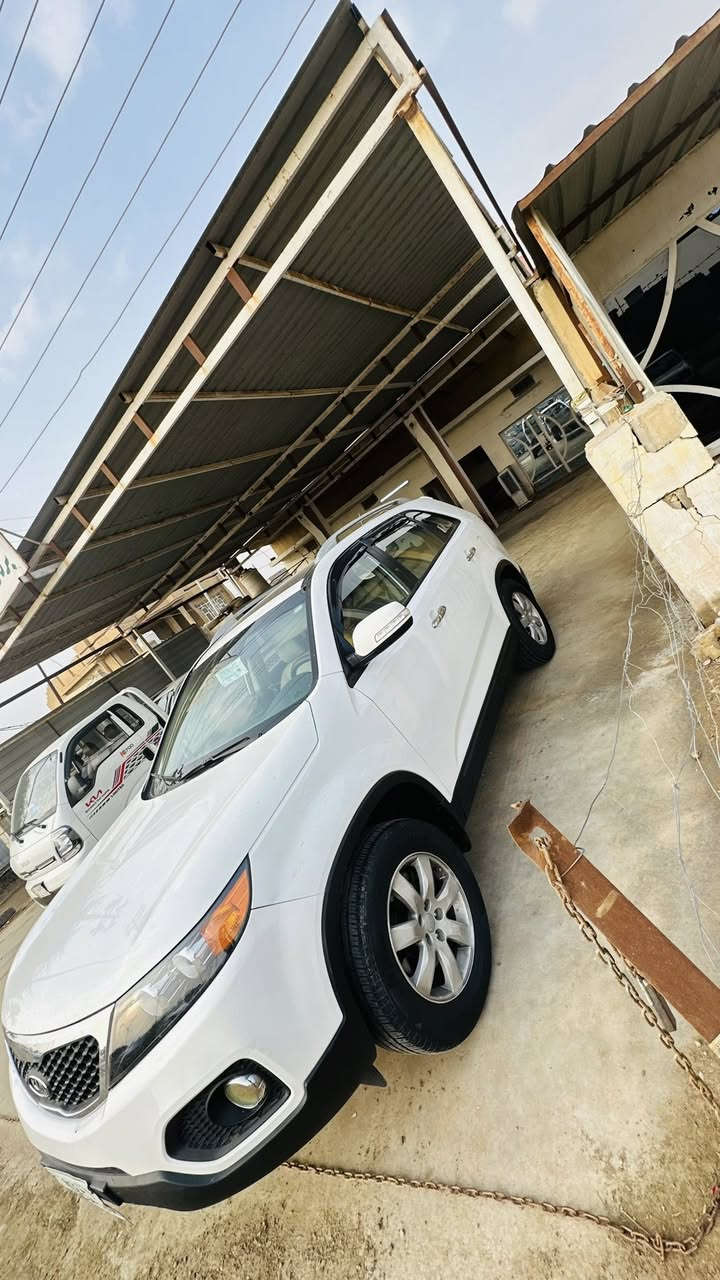 سلام عليكم
سورنتو موديل 2012
اربيل سنويه 2027
محرك 6 سلندر
تحكم ستيرن
الكير والمكينة خير من الله
مكاني واسط الصويره
رقم الهاتف ***********
 السعر 158 ورقة وبيهة مجال بسيط
