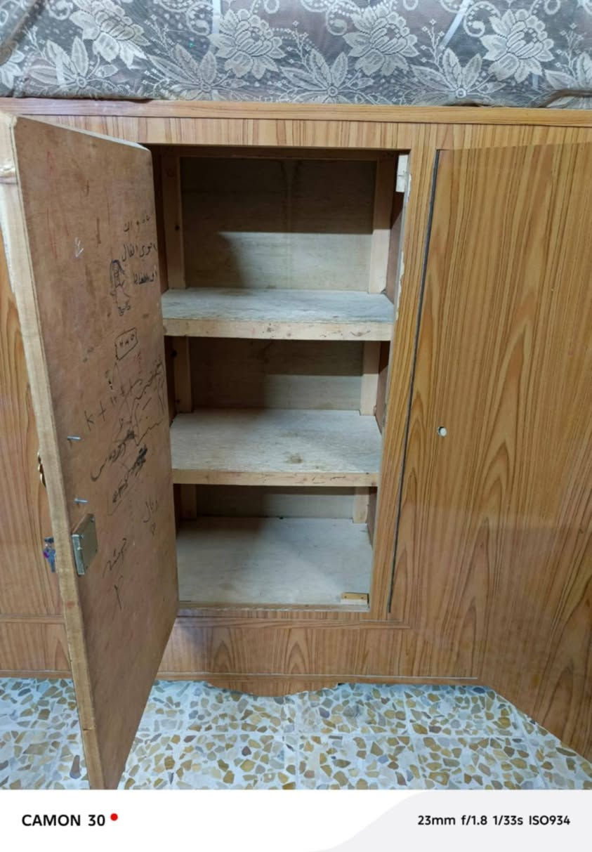 منامية  الطول مترين ونص \\\ والارتفاع متر ونص //// نظيفة حيل اي عيب مابيها عنوان حي صدام.. قفل 85


**إذا كنت صاحب هذا الإعلان وتريد حذفه لأي سبب، رجاءا أرسل رسالة إلى الدعم الفني**